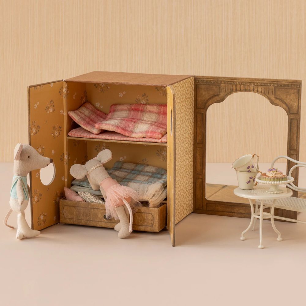 Hiiret + tanssistudio, kerrossänky Maileg