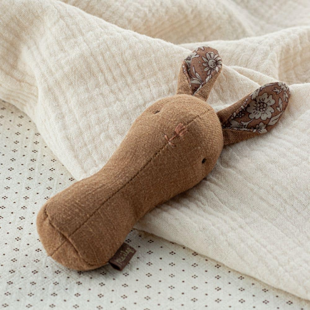 Lullaby friends bunny rattle chocolate Maileg