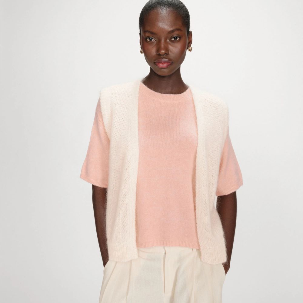 Neulepaita persikka G&M